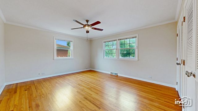 2745 Covert Road, Glenview, IL 60025