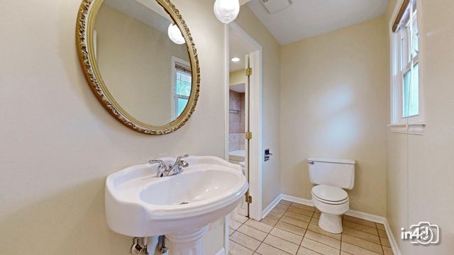 2745 Covert Road, Glenview, IL 60025