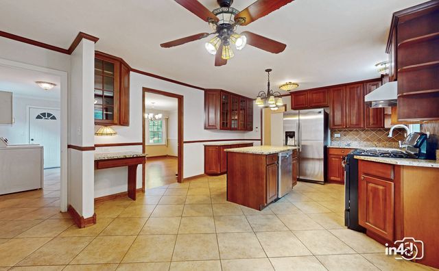2745 Covert Road, Glenview, IL 60025