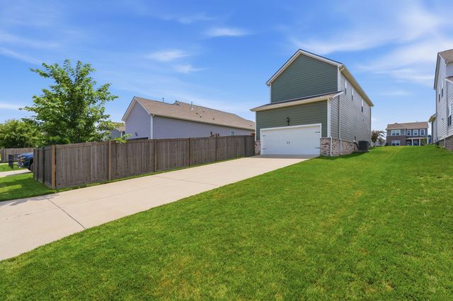 148 Harvest Point Blvd, Spring Hill, TN 37174