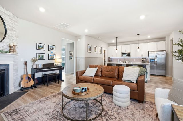 148 Harvest Point Blvd, Spring Hill, TN 37174
