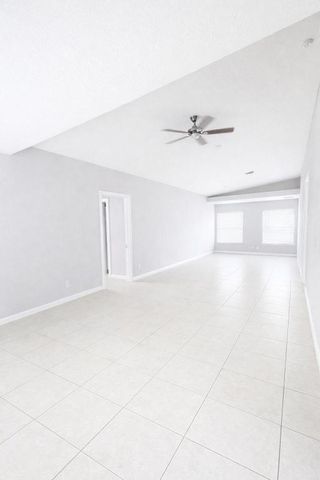 13218 86th Road N, Loxahatchee, FL 33470