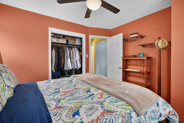 505 Valhigh Road, West Des Moines, IA 50265