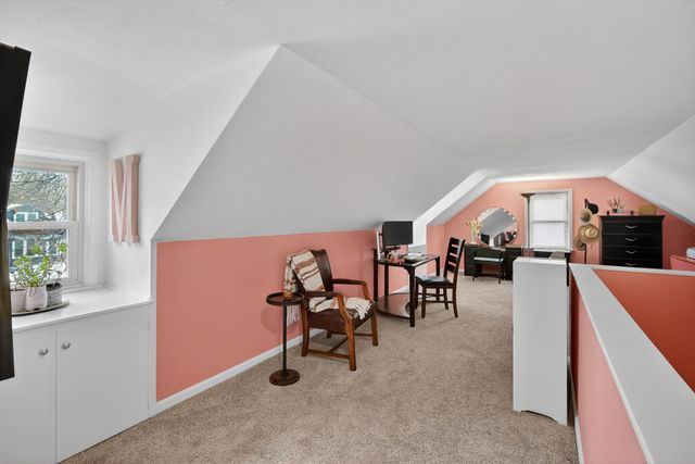 505 Valhigh Road, West Des Moines, IA 50265