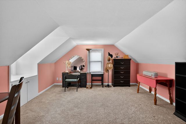 505 Valhigh Road, West Des Moines, IA 50265