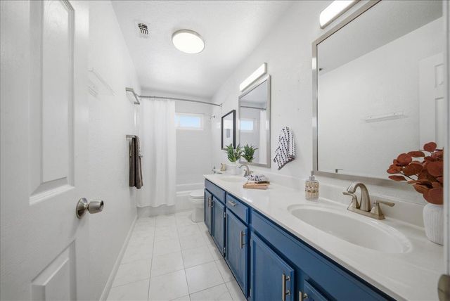 2835 Augusta Ct, Rocklin, CA 95765