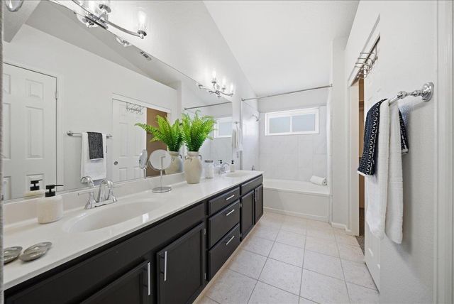 2835 Augusta Ct, Rocklin, CA 95765