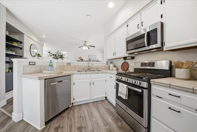 2835 Augusta Ct, Rocklin, CA 95765