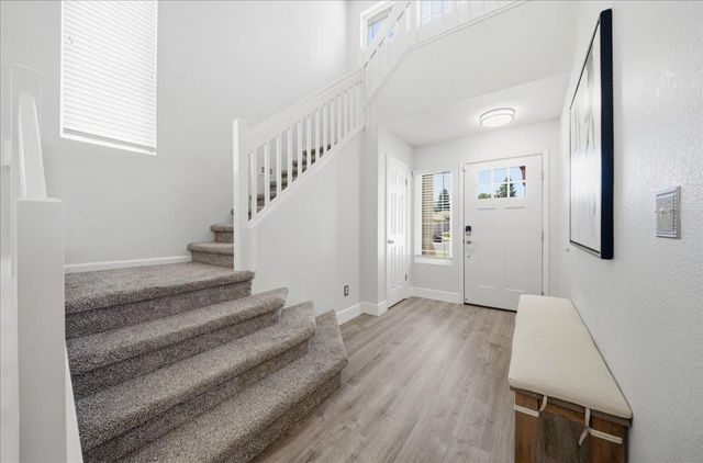 2835 Augusta Ct, Rocklin, CA 95765