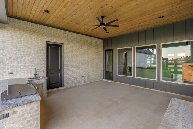 638 Caledonia Drive, Bossier City, LA 71111