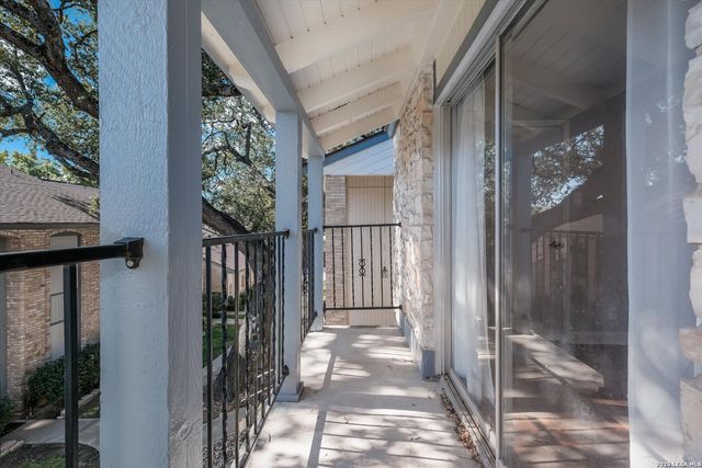 11303 Vance Jackson Rd Apt H3, San Antonio, TX 78230