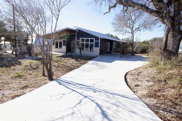 1240 Canyon SHRS, Canyon Lake, TX 78133