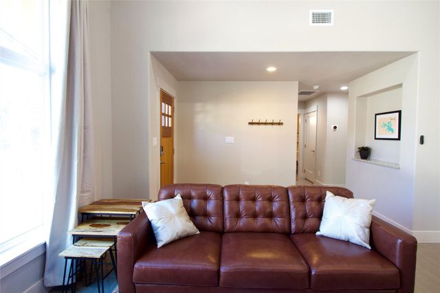 1240 Canyon SHRS, Canyon Lake, TX 78133