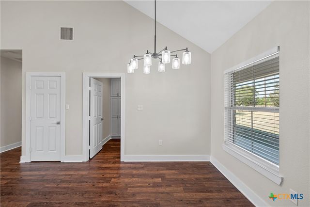 805 N Main Street, Mcgregor, TX 76657