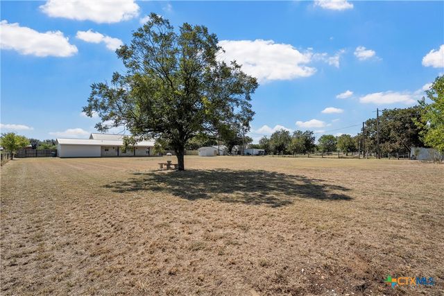 805 N Main Street, Mcgregor, TX 76657