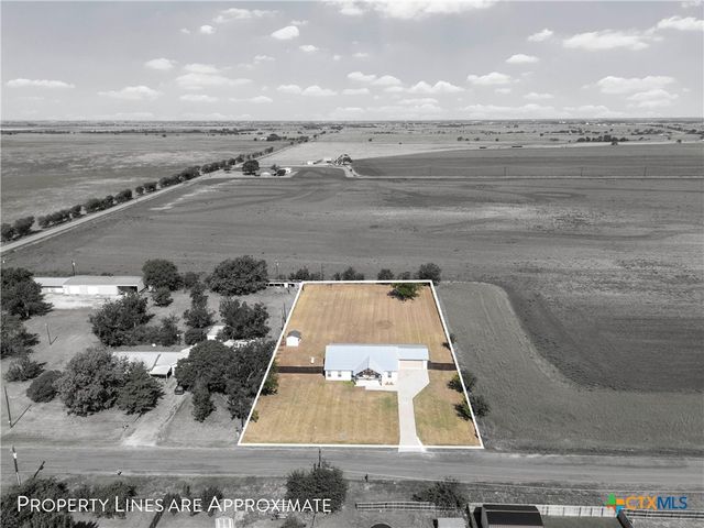 805 N Main Street, Mcgregor, TX 76657