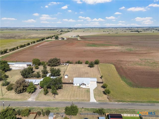 805 N Main Street, Mcgregor, TX 76657