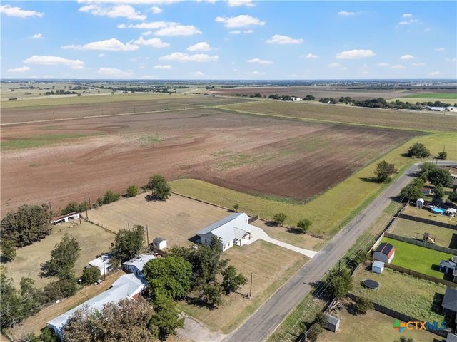 805 N Main Street, Mcgregor, TX 76657