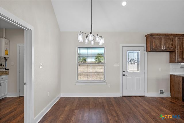 805 N Main Street, Mcgregor, TX 76657