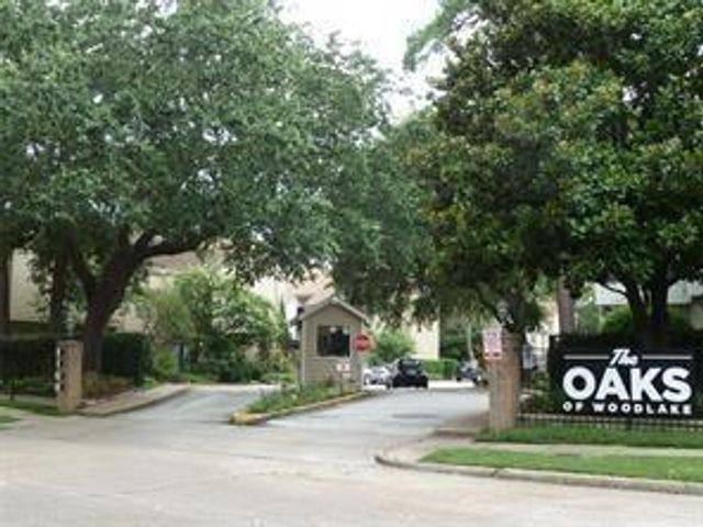 2100 Tanglewilde Street 124, Houston, TX 77063