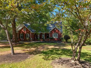 190 Heritage Drive, Pickens, SC 29671