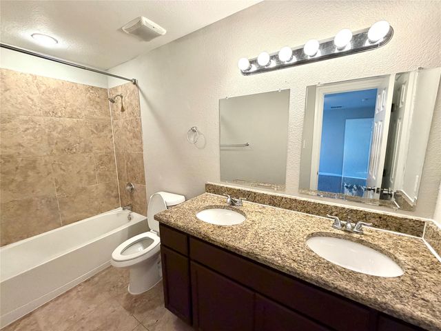 2324 Bloomfield Drive, Arlington, TX 76012