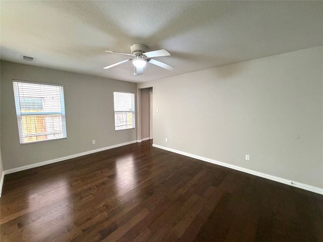 2324 Bloomfield Drive, Arlington, TX 76012