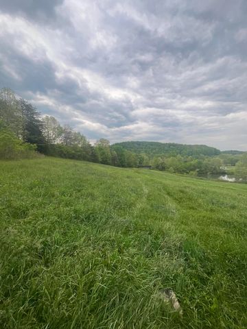 30 McWhorter Road, Manchester, KY 40962