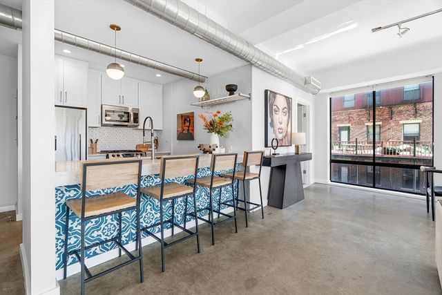 255 Northampton St 404, Boston, MA 02118