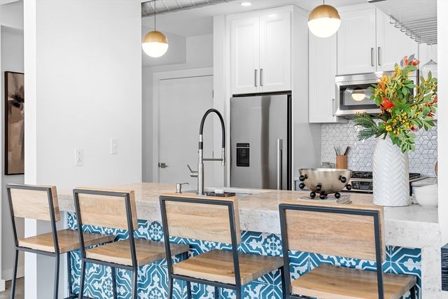 255 Northampton St 404, Boston, MA 02118