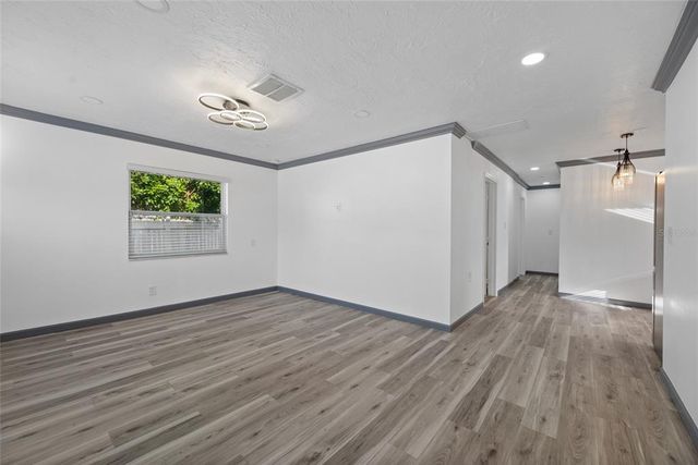 1820 MISSISSIPPI AVE NE, St Petersburg, FL 33703