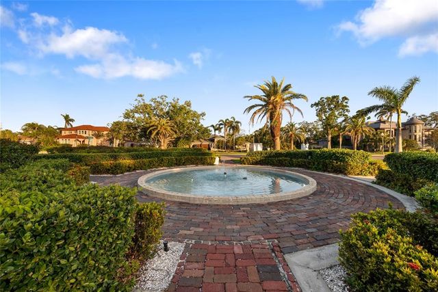 1820 MISSISSIPPI AVE NE, St Petersburg, FL 33703