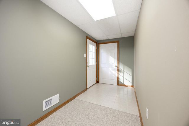 2951 BURTON DR, Gilbertsville, PA 19525