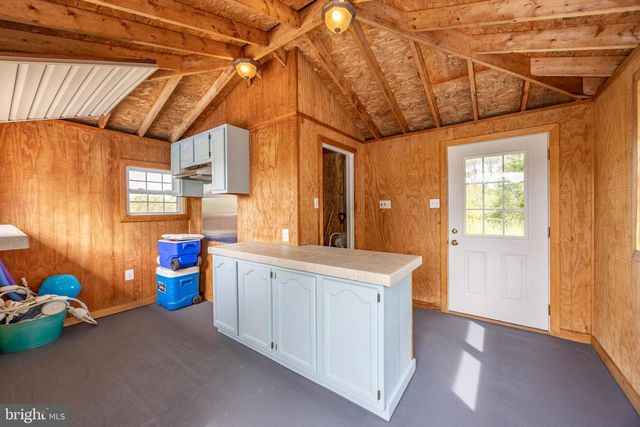 2951 BURTON DR, Gilbertsville, PA 19525