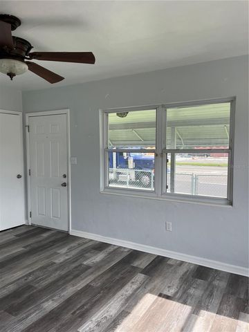 1206 E CANAL STREET, Mulberry, FL 33860