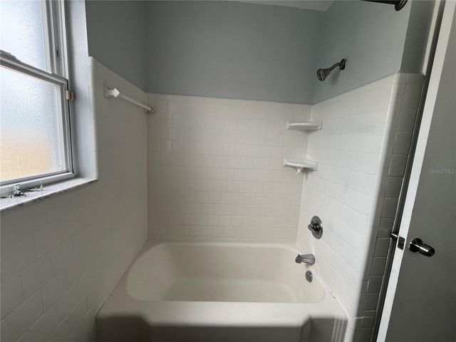 1206 E CANAL STREET, Mulberry, FL 33860