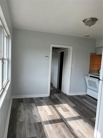 1206 E CANAL STREET, Mulberry, FL 33860