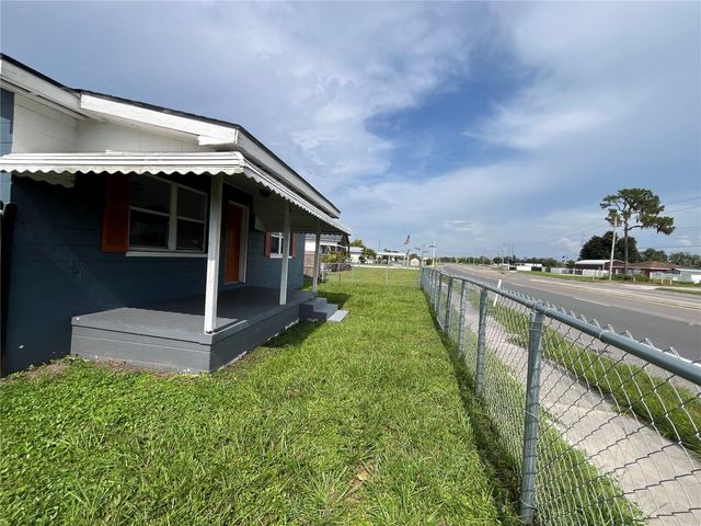 1206 E CANAL STREET, Mulberry, FL 33860