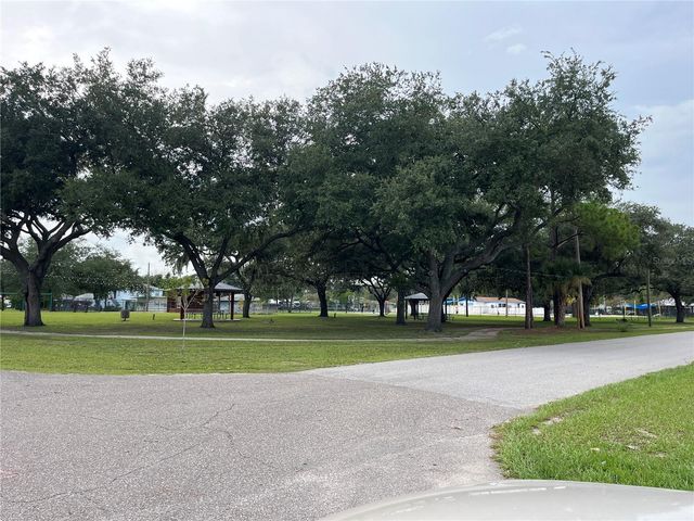 1206 E CANAL STREET, Mulberry, FL 33860