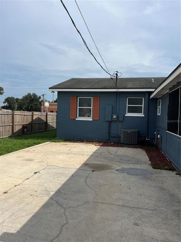 1206 E CANAL STREET, Mulberry, FL 33860
