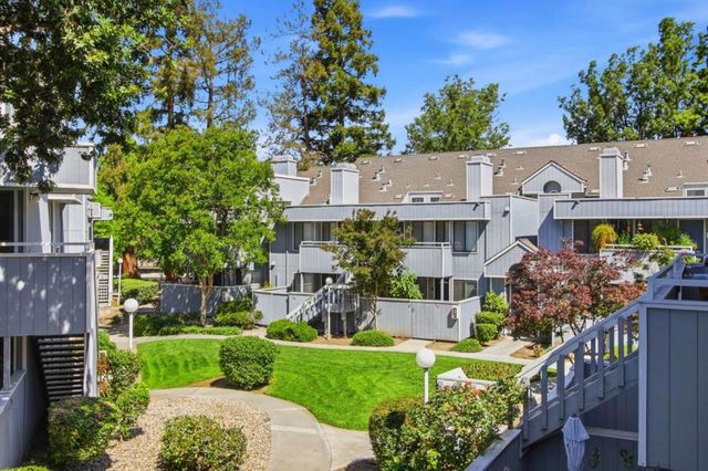 942 La Barbera Drive, San Jose, CA 95126