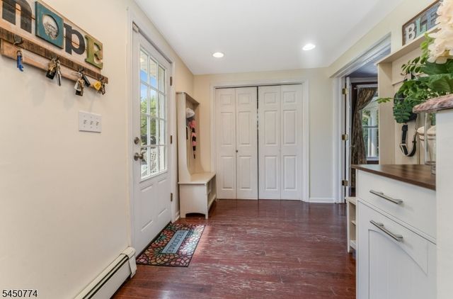 5 Harris Ln, Mount Olive Twp., NJ 07840