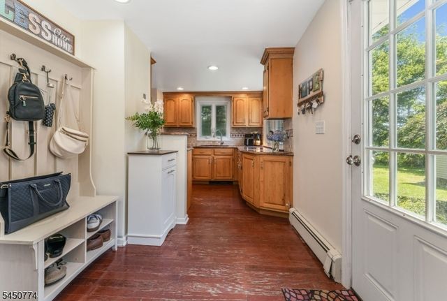 5 Harris Ln, Mount Olive Twp., NJ 07840