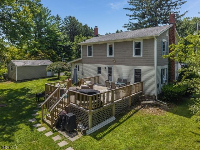 5 Harris Ln, Mount Olive Twp., NJ 07840