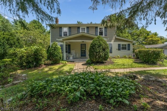 5 Harris Ln, Mount Olive Twp., NJ 07840