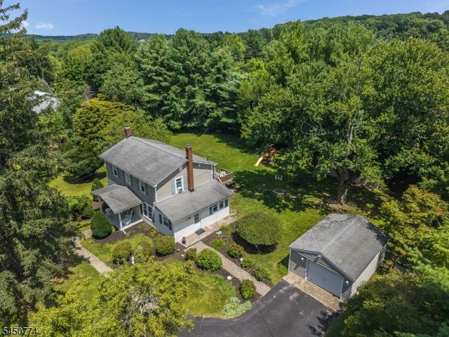 5 Harris Ln, Mount Olive Twp., NJ 07840
