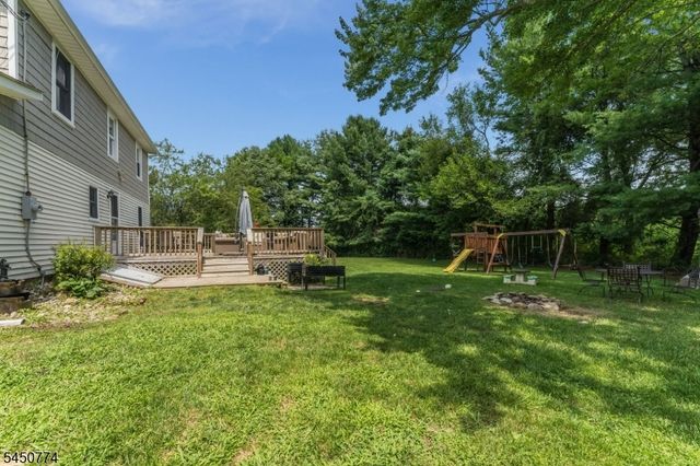 5 Harris Ln, Mount Olive Twp., NJ 07840