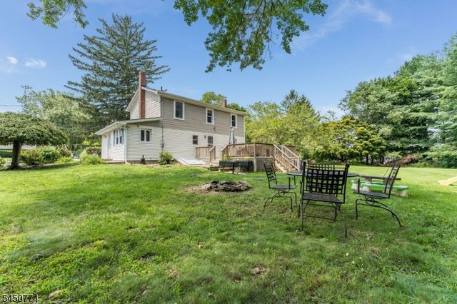 5 Harris Ln, Mount Olive Twp., NJ 07840
