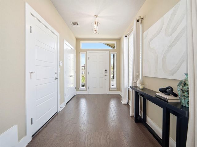 6916 Cardinal Bloom LOOP, Austin, TX 78744