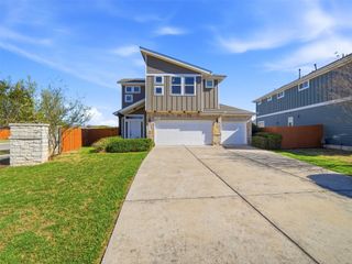 6916 Cardinal Bloom LOOP, Austin, TX 78744